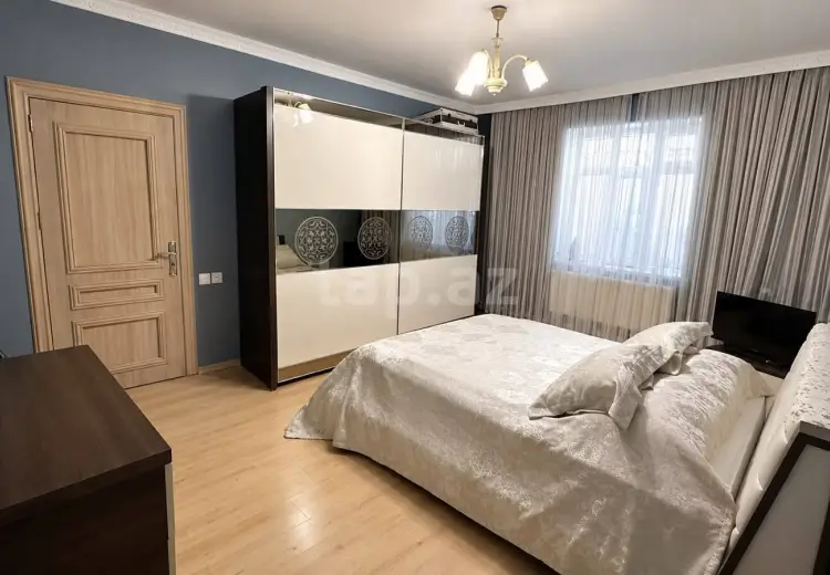 11 otaqlı mənzil , Xırdalan