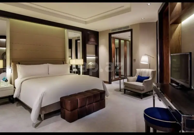 10 otaqlı mənzil , Bakı