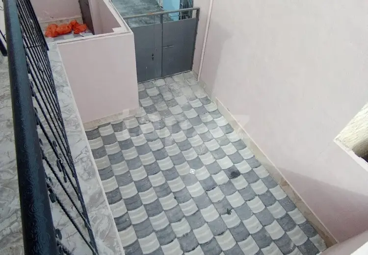 4 otaqlı mənzil , Bakı