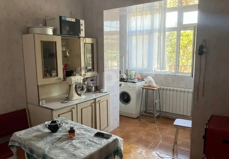 3 otaqlı mənzil , Bakı