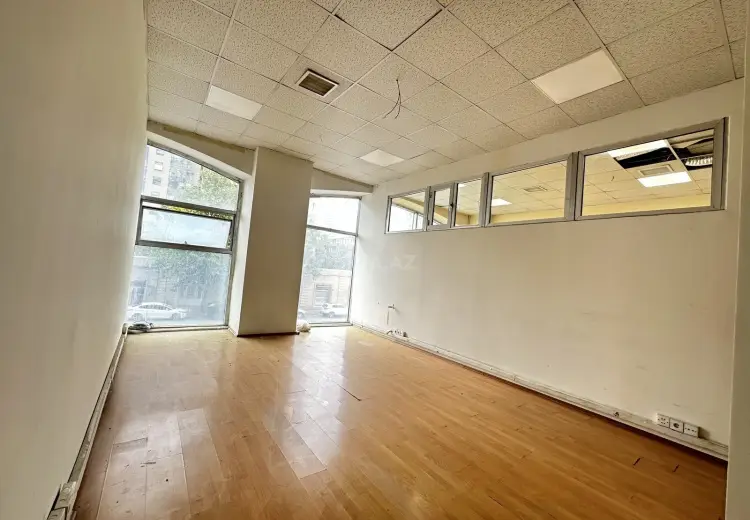 1600 m² Obyekt / Ofis Kirayə (aylıq), Nəsimi, Bakı