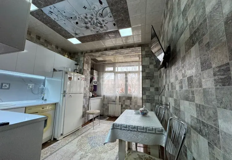 4 otaqlı mənzil , Mingəçevir