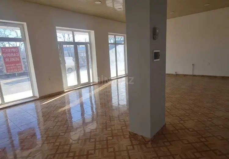 179 m² Obyekt / Ofis Satılır, Quba