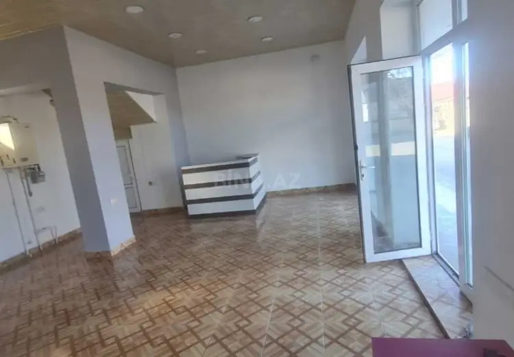 179 m² Obyekt / Ofis Satılır, Quba