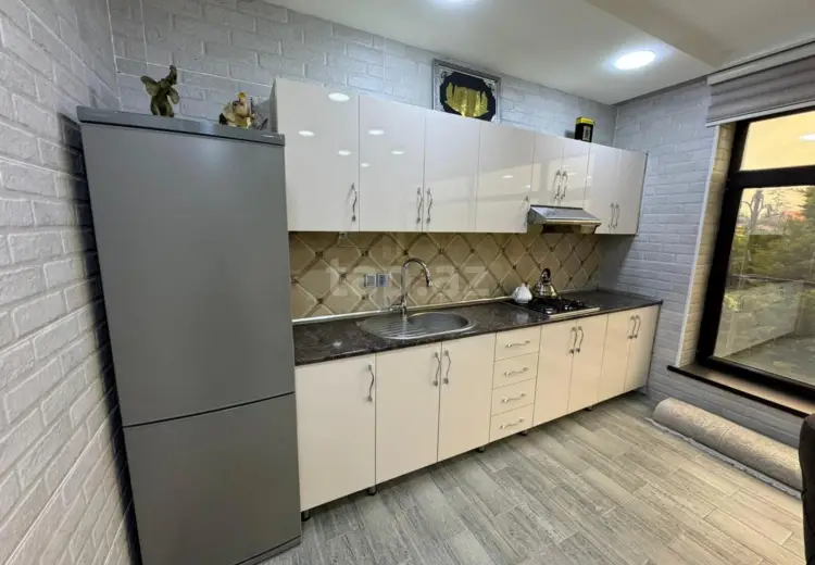 10 otaqlı mənzil , Şamaxı