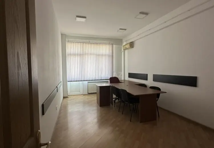 380 m² Obyekt / Ofis Satılır, Yasamal qəs., Yasamal, Bakı