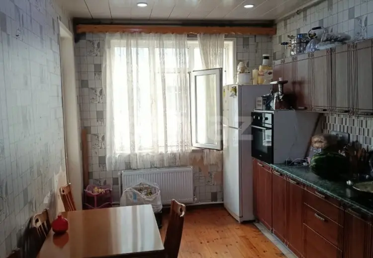2 otaqlı mənzil , Bakı