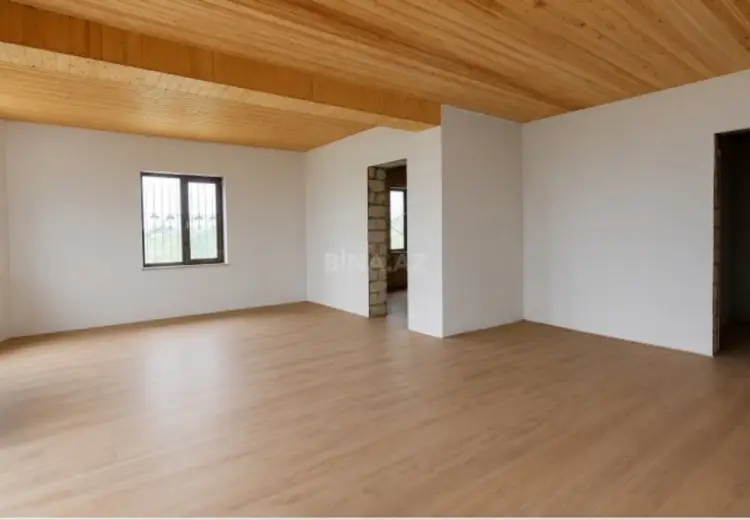 8 otaqlı mənzil Satılır, Nabran
