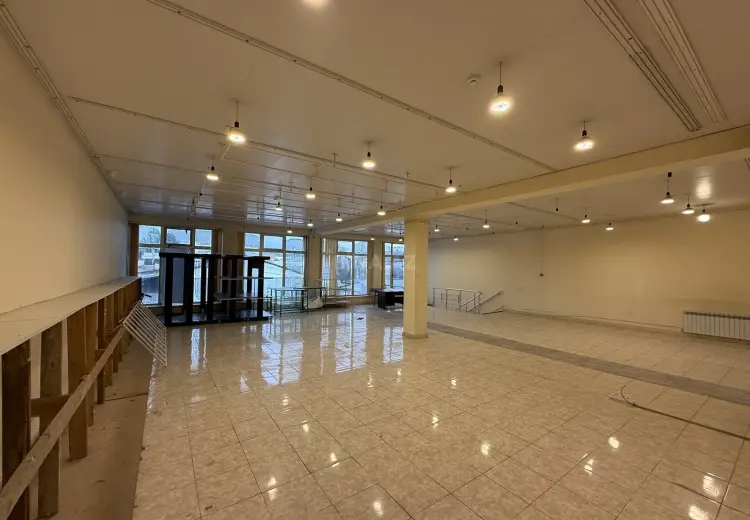 360 m² Obyekt / Ofis Kirayə (aylıq), Qusar