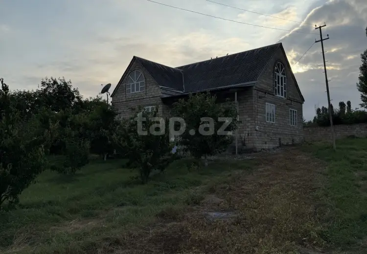 4 otaqlı mənzil , Qusar