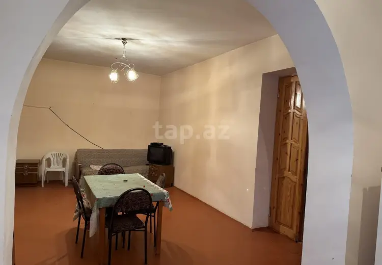 4 otaqlı mənzil , Qusar