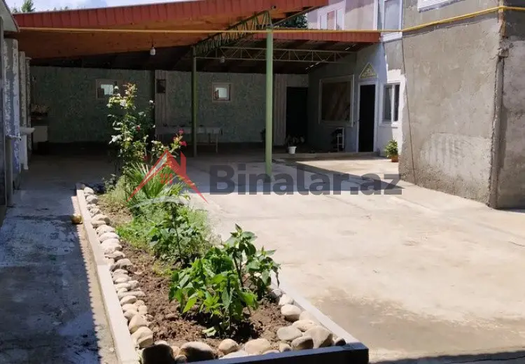 95 000 AZN - 4 otaqlı mənzil Satılır, Quba