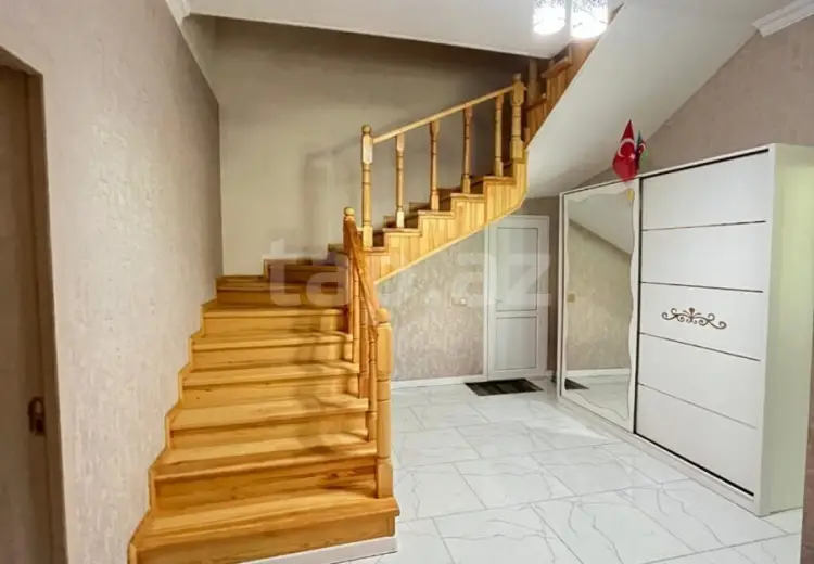 6 otaqlı mənzil , Badamdar qəs., Səbail, Bakı