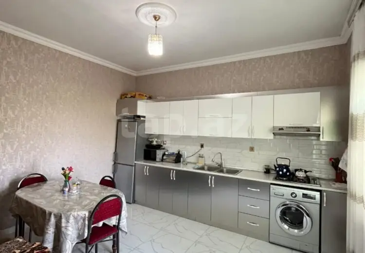 6 otaqlı mənzil , Badamdar qəs., Səbail, Bakı