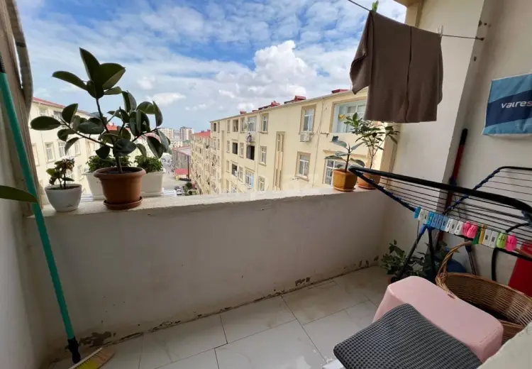 3 otaqlı mənzil , Bakı