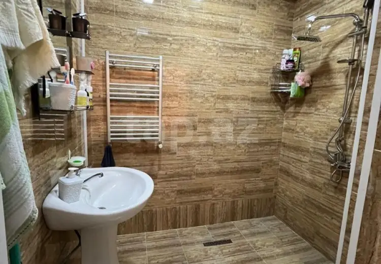 3 otaqlı mənzil , Bakı