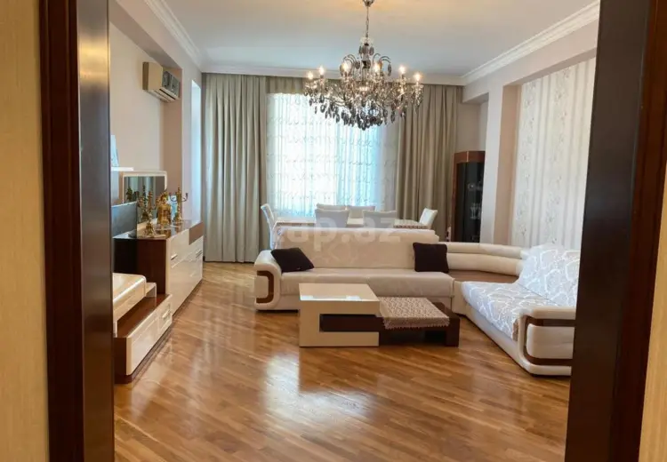 3 otaqlı mənzil , Bakı
