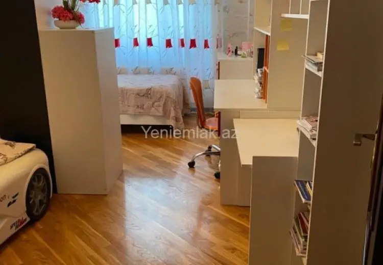300 000 AZN - 3 otaqlı mənzil Satılır, 7-ci mikrorayon, Binəqədi, Bakı
