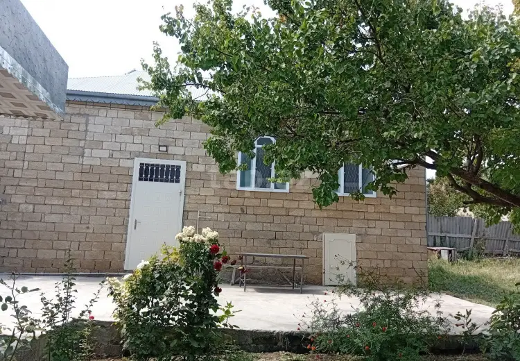 4 otaqlı mənzil , Şamaxı