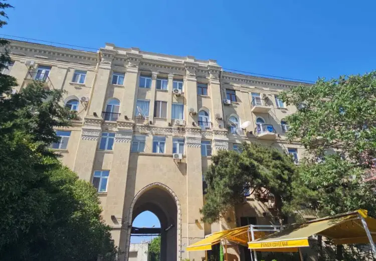 2 otaqlı mənzil , Bakı