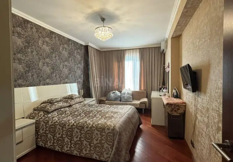 2 otaqlı mənzil Satılır, Əhmədli, Xətai, Bakı