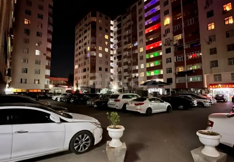 3 otaqlı mənzil , Bakı
