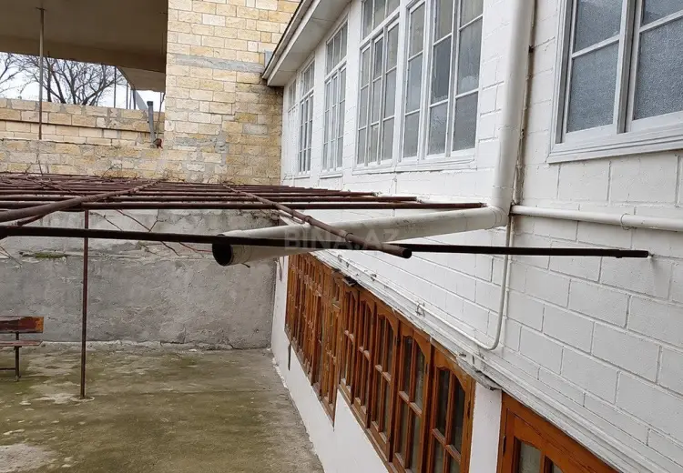 6 otaqlı mənzil Satılır, Şamaxı