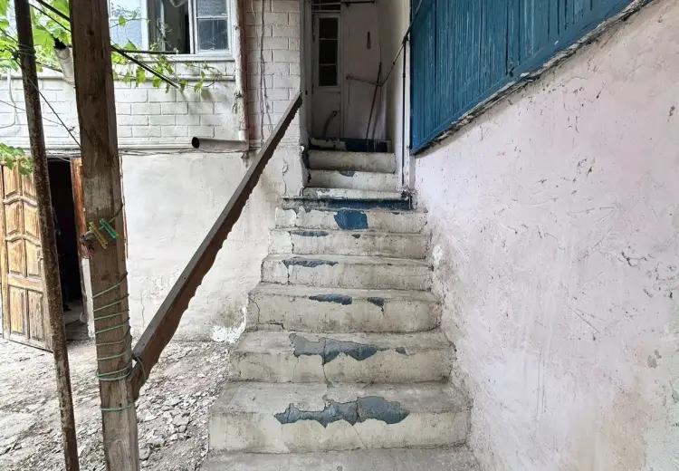 6 otaqlı mənzil Satılır, Şamaxı