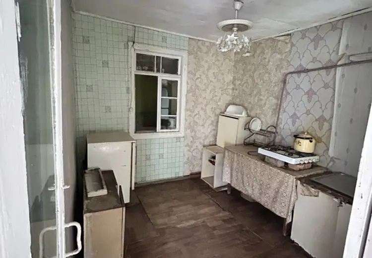 6 otaqlı mənzil Satılır, Şamaxı