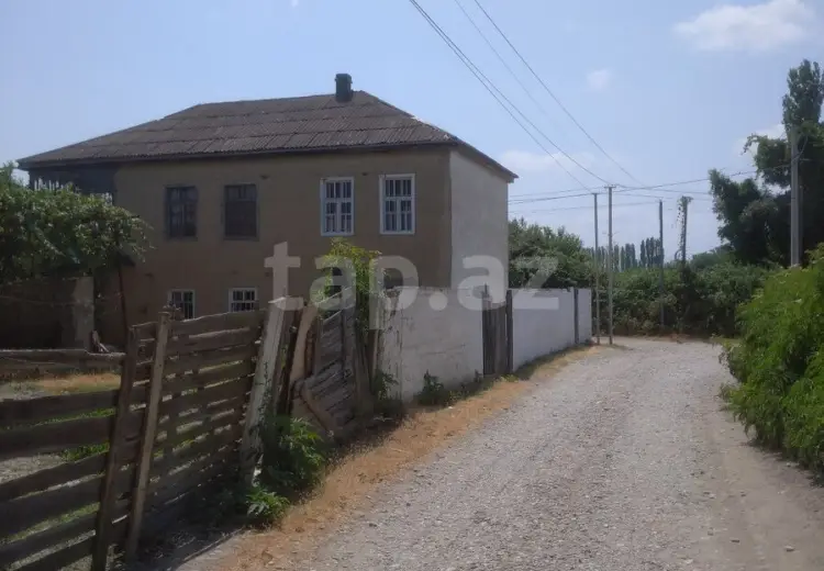6 otaqlı mənzil , Xaçmaz