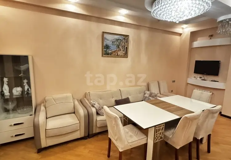 3 otaqlı mənzil , Bakı