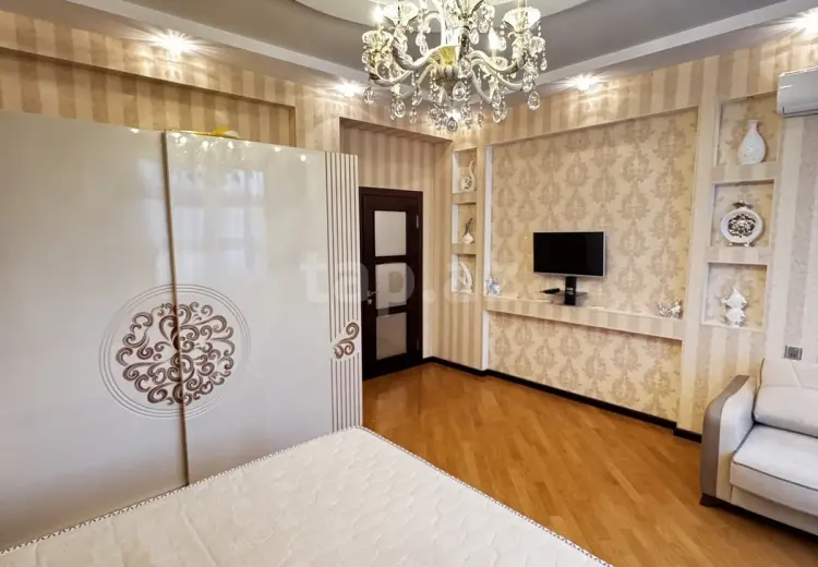 3 otaqlı mənzil , Bakı