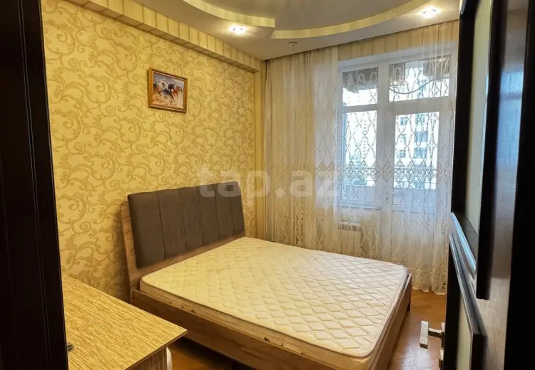 3 otaqlı mənzil , Bakı