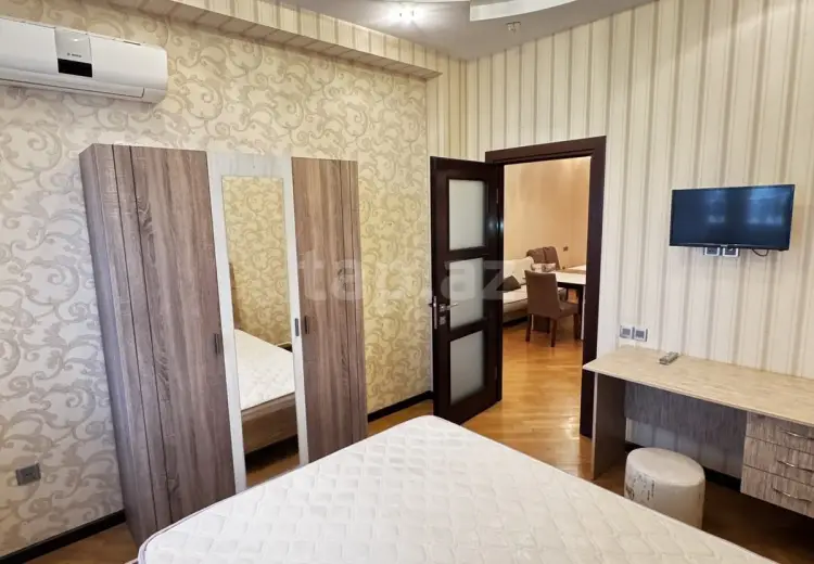 3 otaqlı mənzil , Bakı