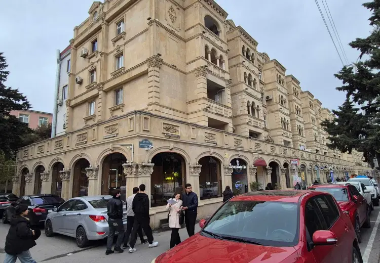 320 m² Obyekt / Ofis Satılır, Nərimanov, Bakı