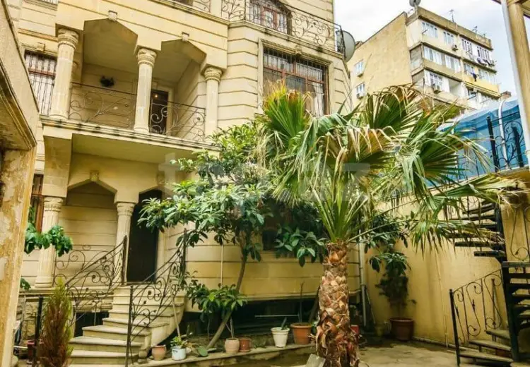 4 000 AZN - 8 otaqlı mənzil Kirayə (aylıq), Nərimanov, Bakı