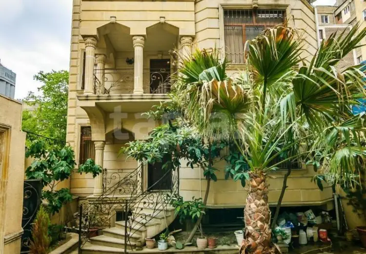 4 000 AZN - 8 otaqlı mənzil Kirayə (aylıq), Nərimanov, Bakı