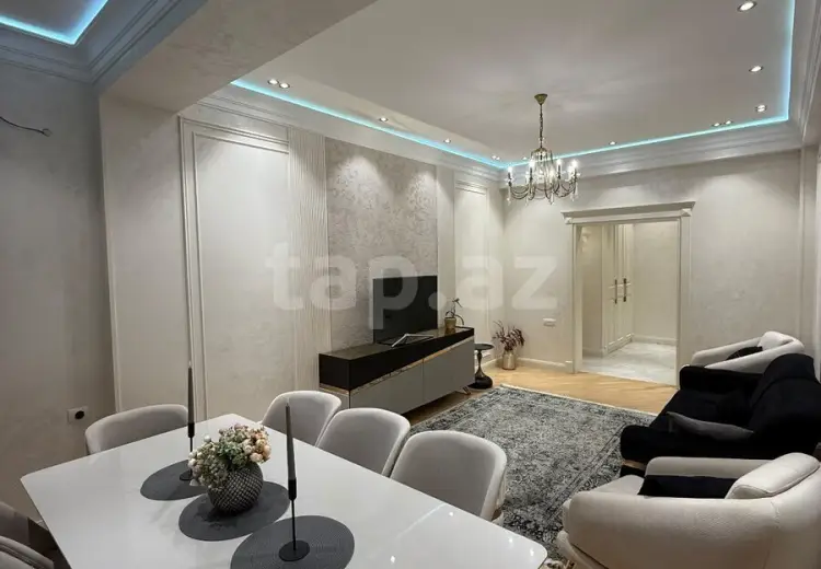 4 otaqlı mənzil , Bakı