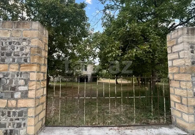 4 otaqlı mənzil , Şəki