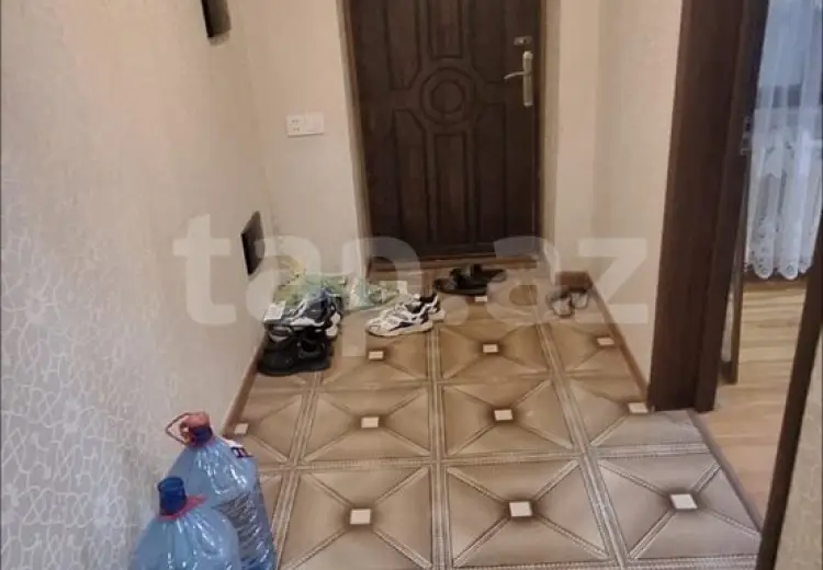150 000 AZN - 6 otaqlı mənzil , Mehdiabad, Abşeron