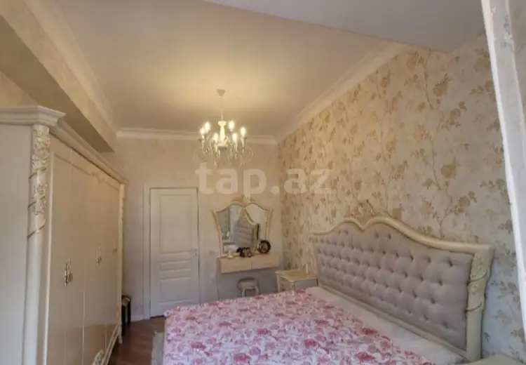 4 otaqlı mənzil , Bakı