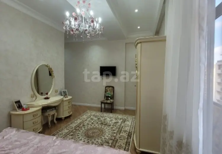 4 otaqlı mənzil , Bakı