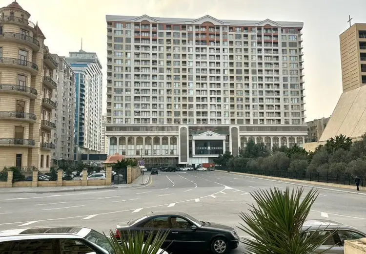 80 m² Obyekt / Ofis Satılır, Xətai, Bakı