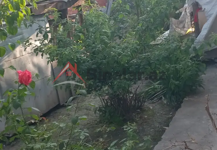 2 otaqlı mənzil Satılır, Şəki