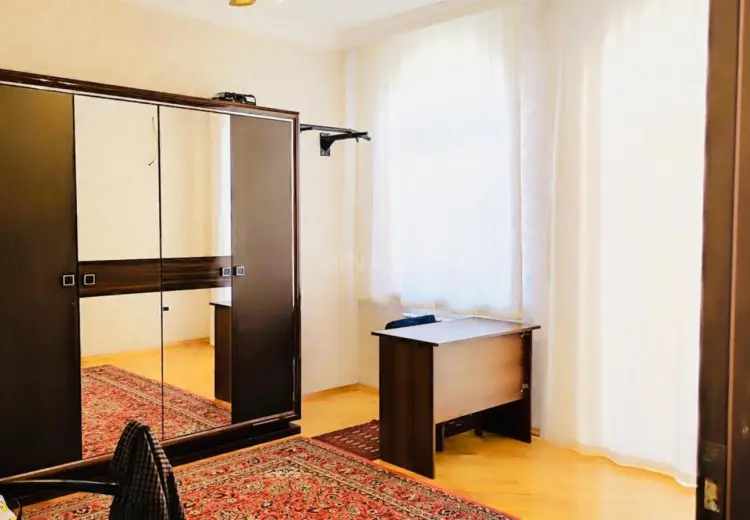 6 otaqlı mənzil Satılır, Badamdar qəs., Səbail, Bakı