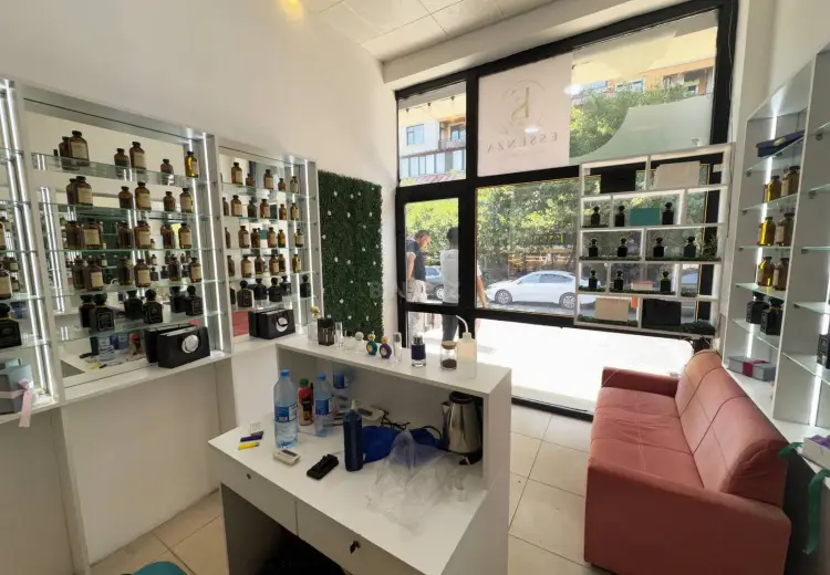 20 m² Obyekt / Ofis Satılır, Nizami, Bakı