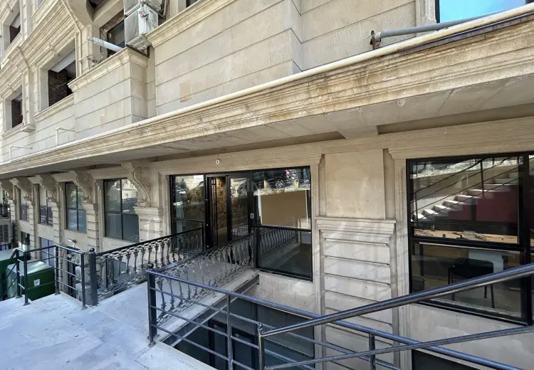 412 m² Obyekt / Ofis Kirayə (aylıq), Səbail, Bakı