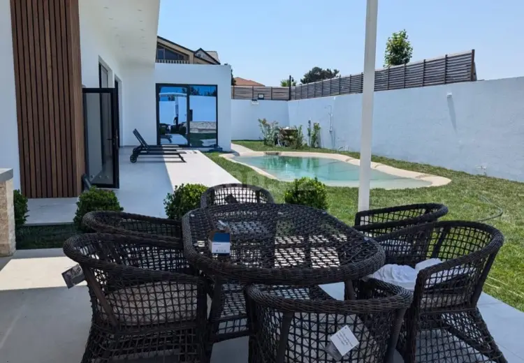 300 AZN - 5 otaqlı mənzil Kirayə (günlük), Bilgəh qəs., Sabunçu, Bakı