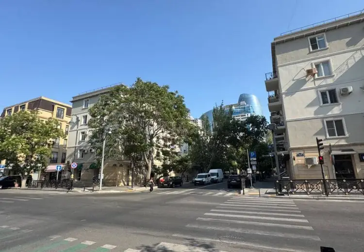 500 m² Obyekt / Ofis Satılır, Nəsimi, Bakı