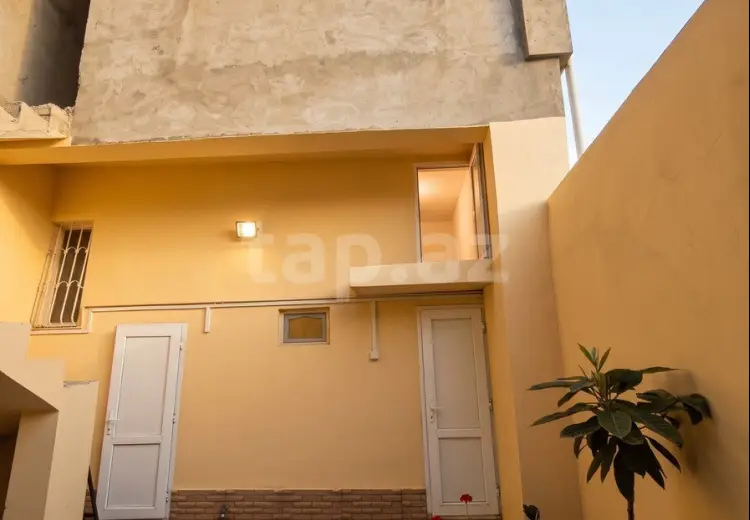 450 000 AZN - 8 otaqlı mənzil , Yeni Yasamal qəs., Yasamal, Bakı
